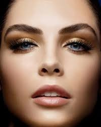 Evening makeup